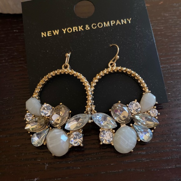 New York & Company Earrings - Picture 3 of 5